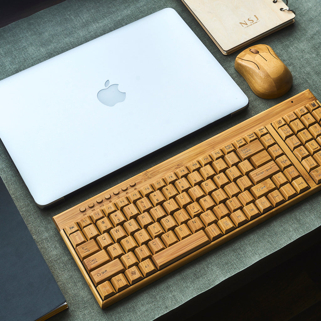Un clavier sans fil entièrement en bois