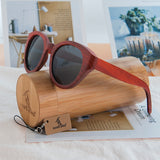 lunettes de soleil en bois femme, vintage, polarisées artisanales en bois pas cher, en promo sur nature et zen